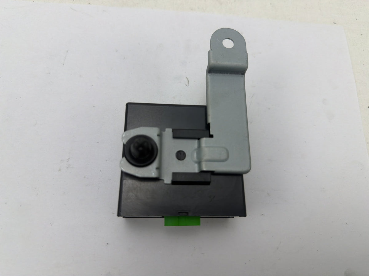 2005-2008 Acura RL Front Secondary Smart Control Module ACJ8D8-EUE24B OEM
