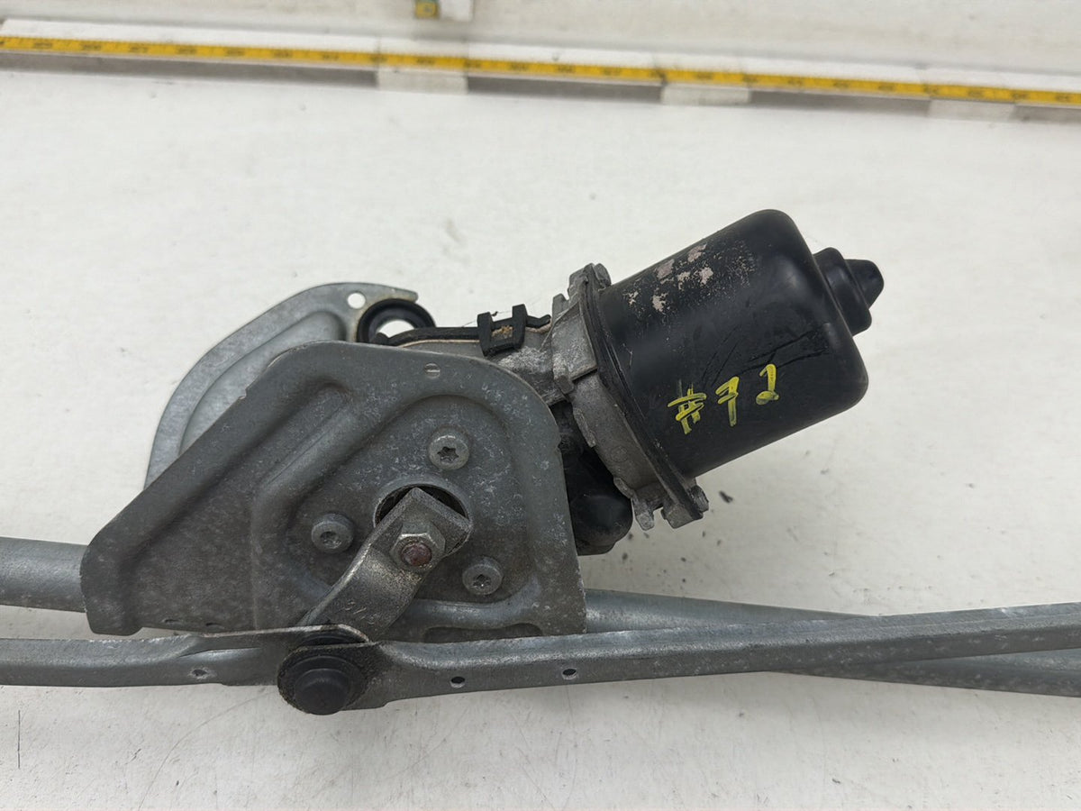 2007-2011 Mini Cooper S R56 Wiper Transmission Linkage with Motor 535 55 304 OEM