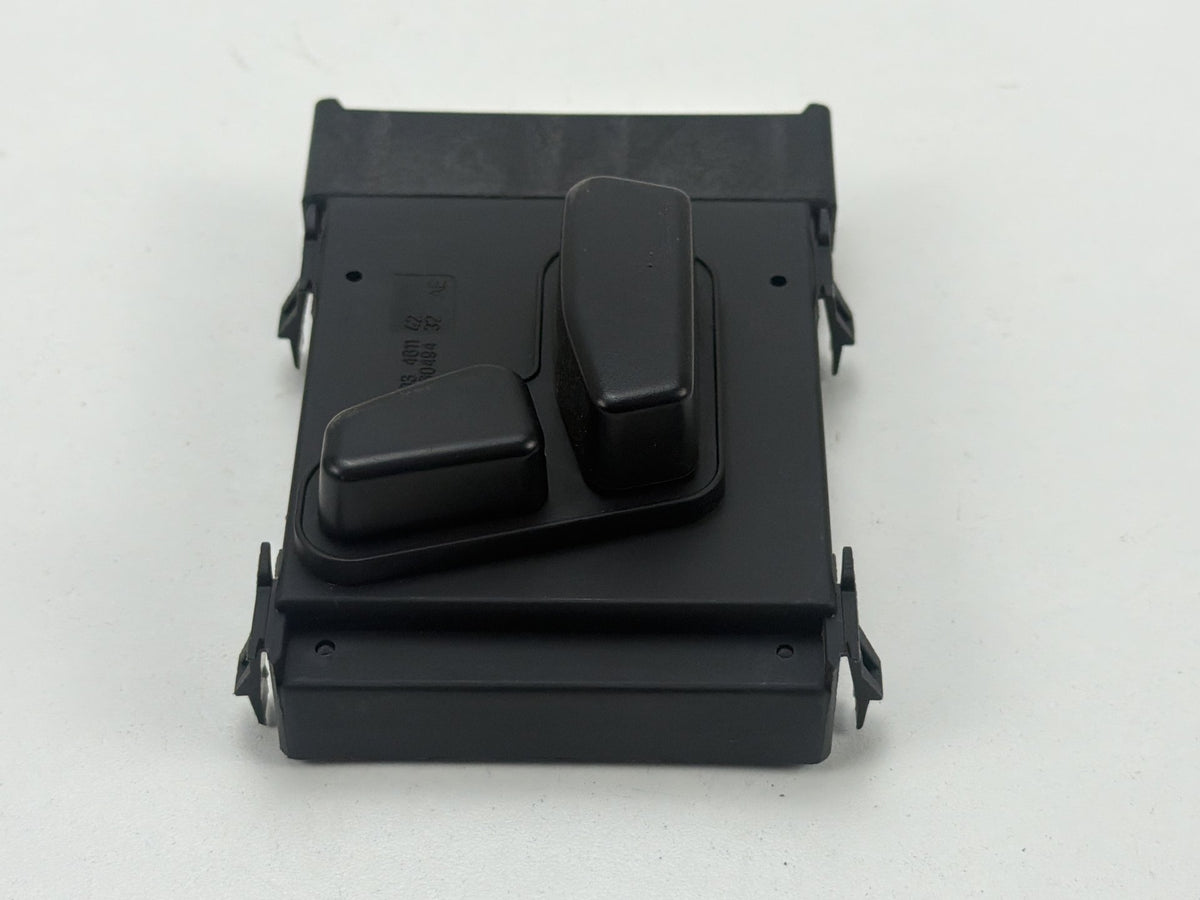 2014-2020 Maserati Quattroporte VI M156 Front Right Side Seat Control Switch OEM