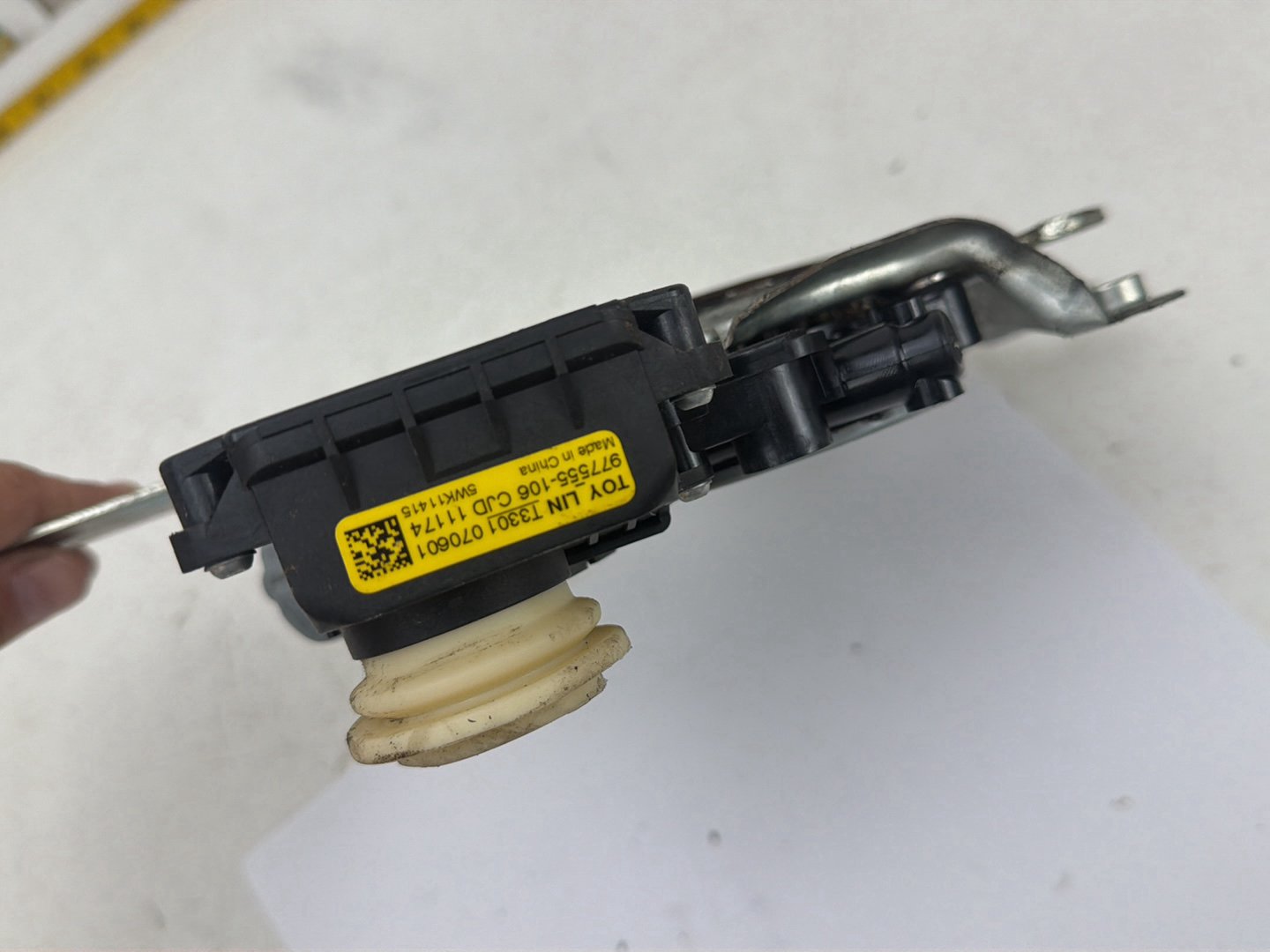 2007-2009 Lexus ES350 Rear Right Side Door Power Window Motor Regulator OEM