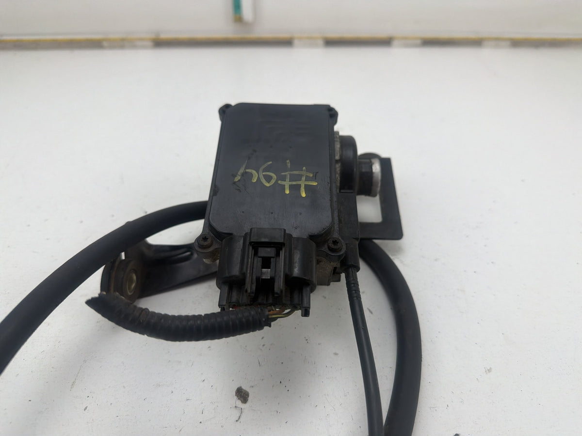 2003-2005 Lincoln Navigator U228 - Cruise Control Module 2L1F-9C734-BB OEM