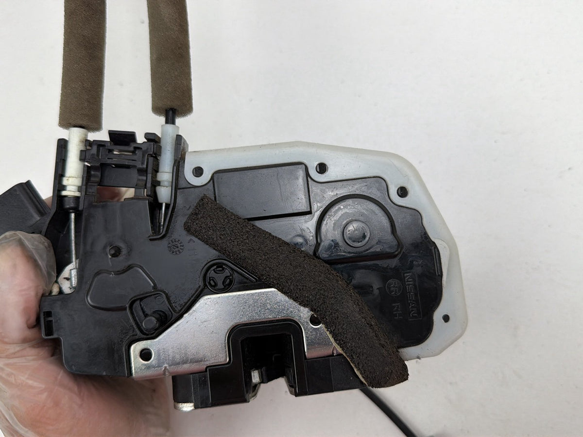 2010-2013 Infiniti G37-Rear Right Door Latch Lock PN: F18-14510 OEM