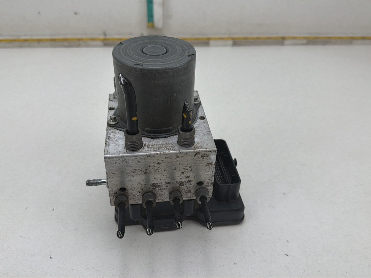 2016-2019 Jaguar XJ ABS Anti-Lock Brake Pump Module Assembly OEM