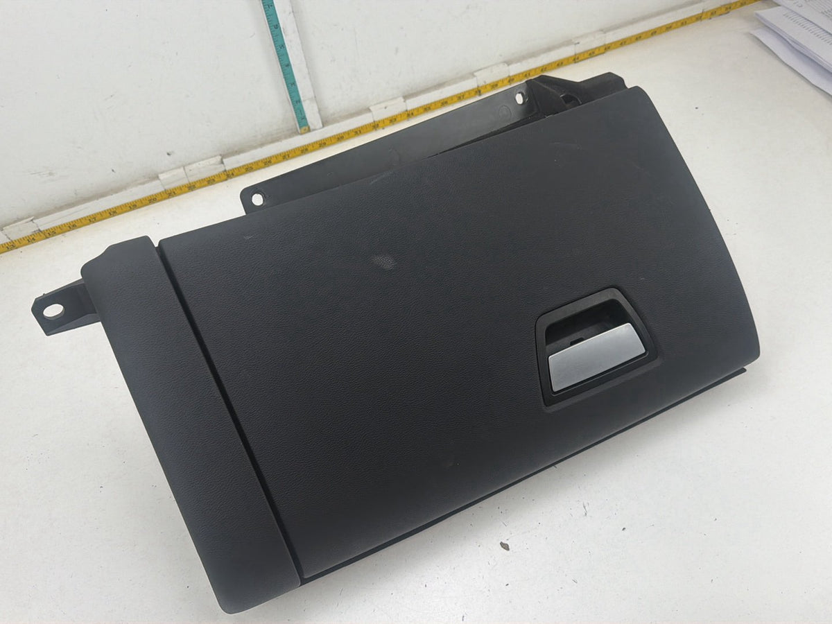 2014-2017 Maserati Ghibli Dashboard Glove Storage Compartment Box 670016878 OEM