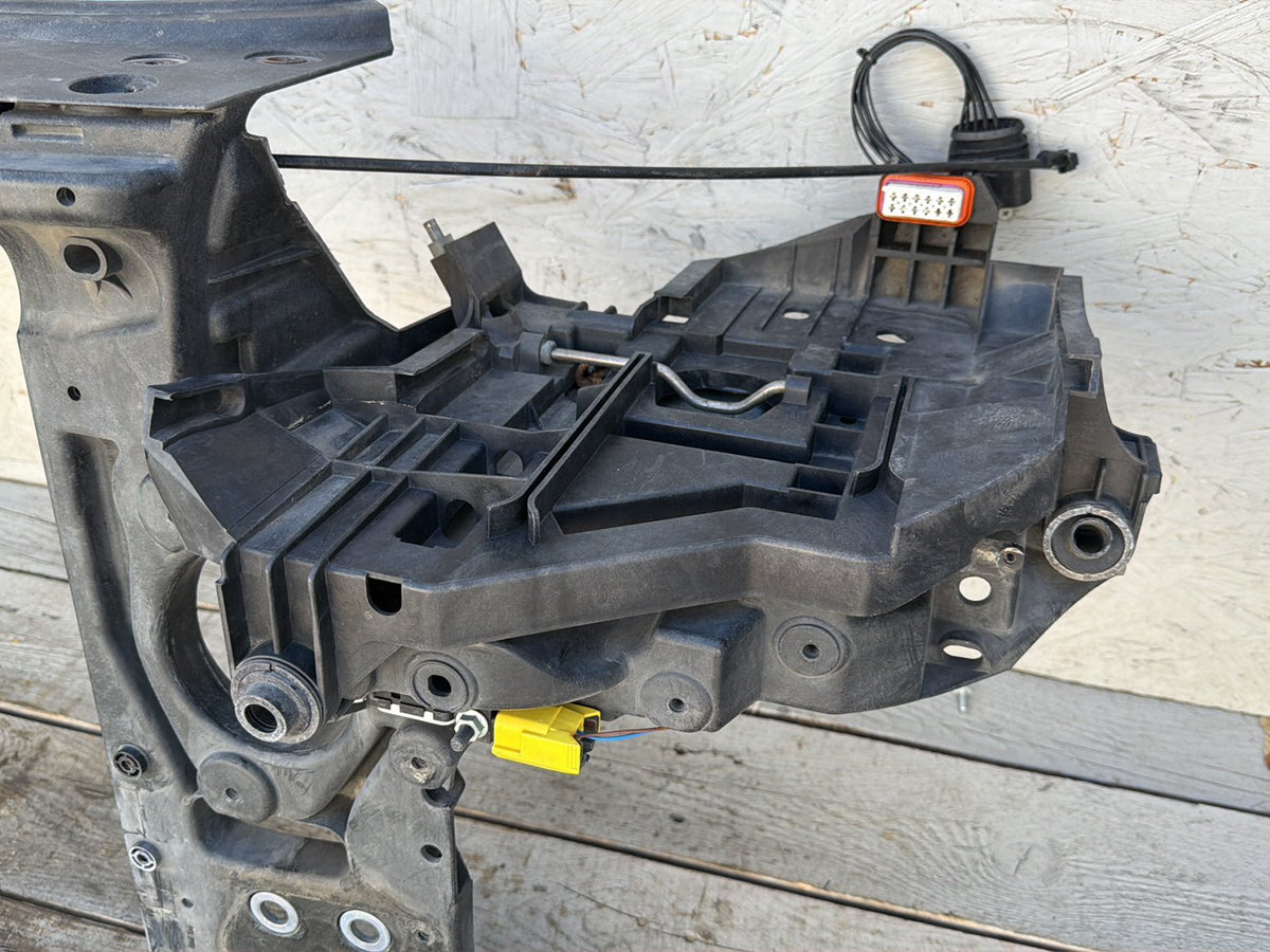 2003-2006 Porsche Cayenne Radiator Core Support Frame Bracket 7L0805594 OEM