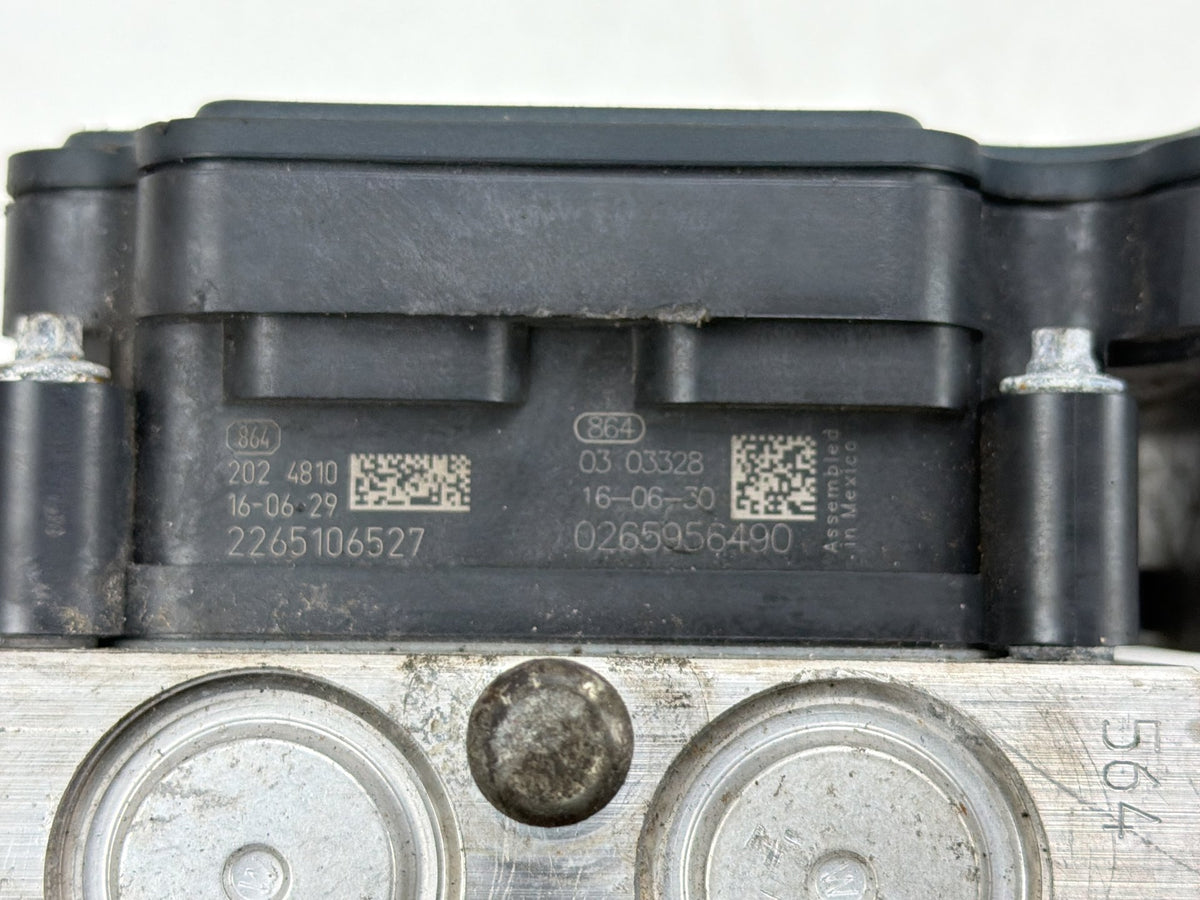 2016-2017 Jeep Cherokee KL ABS Pump Anti-Lock Brake Control Module Assembly OEM