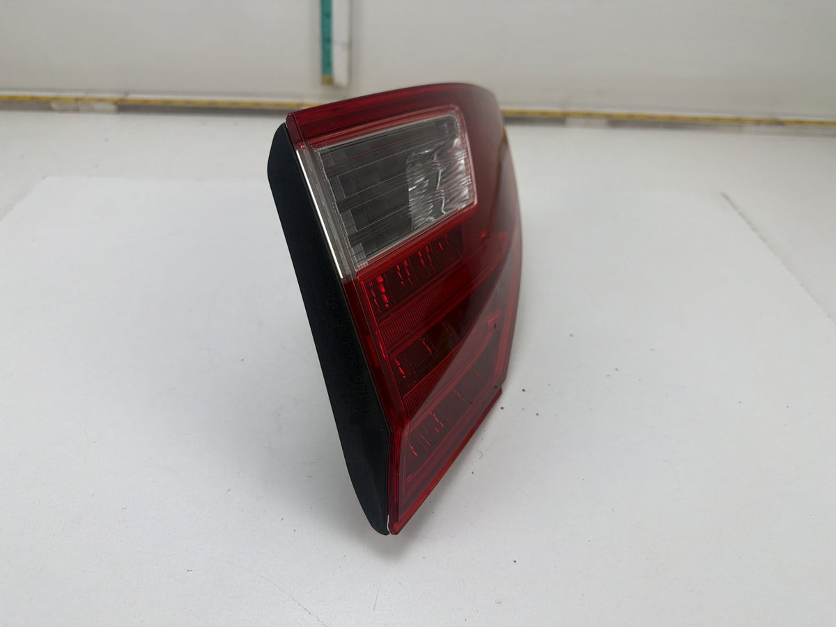 2010-2015 Lexus IS250C Convertible Right Passenger Side Inner Tail Light OEM