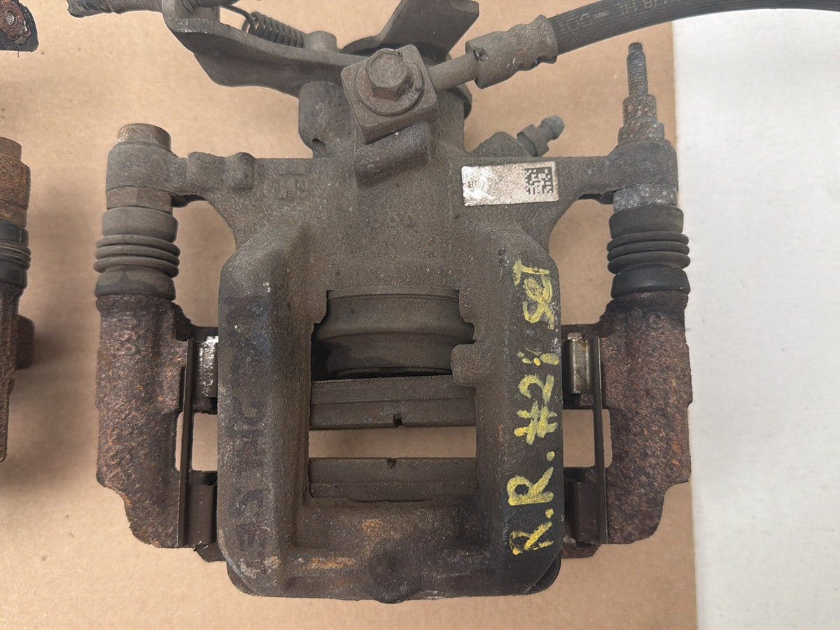 2013-2017 Chevrolet Rear Set Left and Right SonicBrake Calipers 13300883 OEM