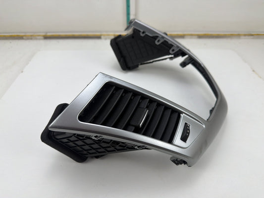 2011-2016 Chevrolet Cruze J300-Dash Air Vents Radio Bezel Trim 94567907 OEM
