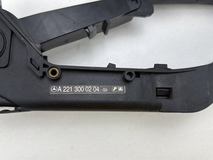 2007-2013 Mercedes-Benz S550 W221 Gas Pedal Accelerator A2213000204 OEM