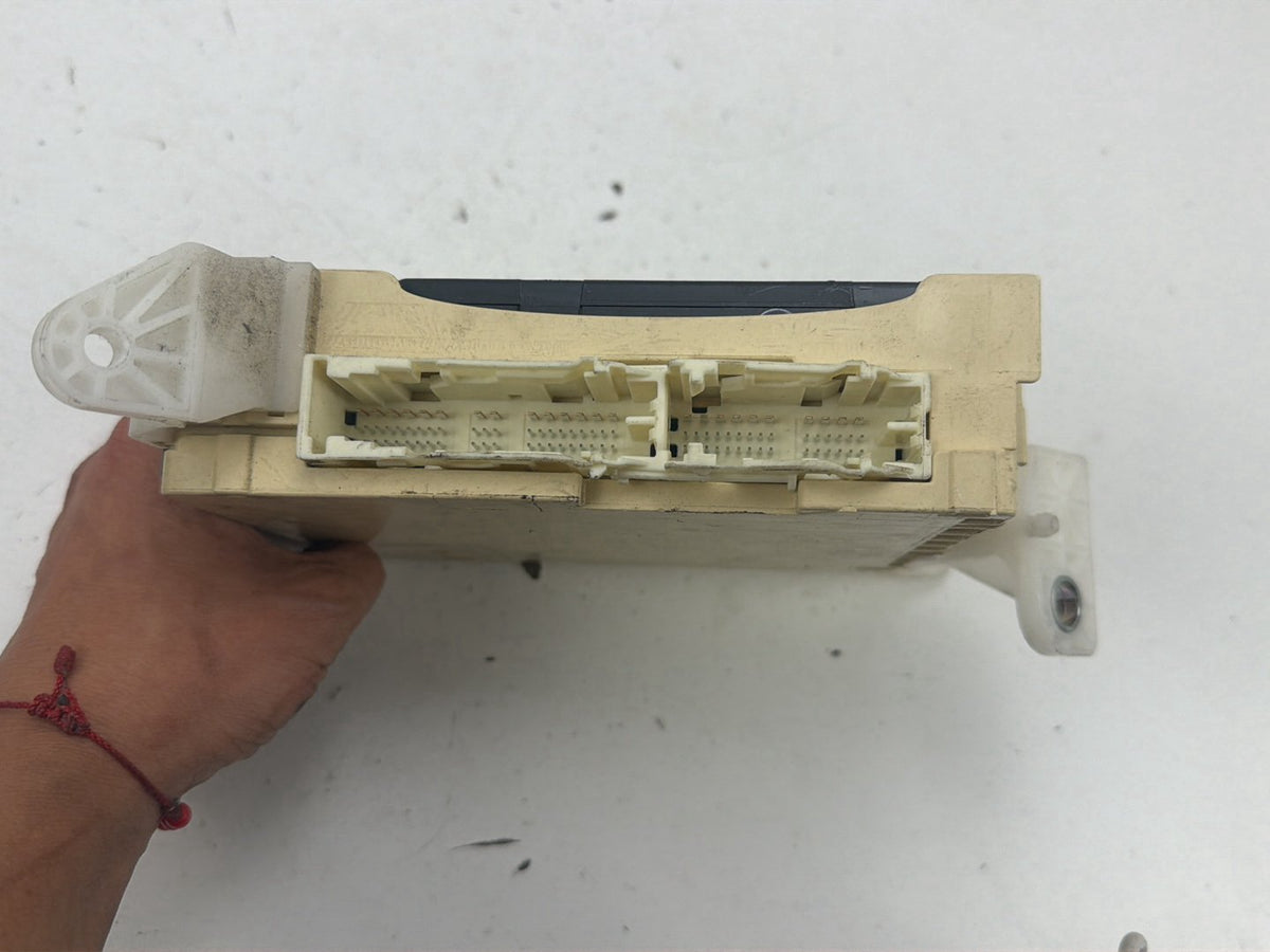 2015-2017 Toyota Camry XV50 - Multiplex Body Control Module 89221-06220 OEM