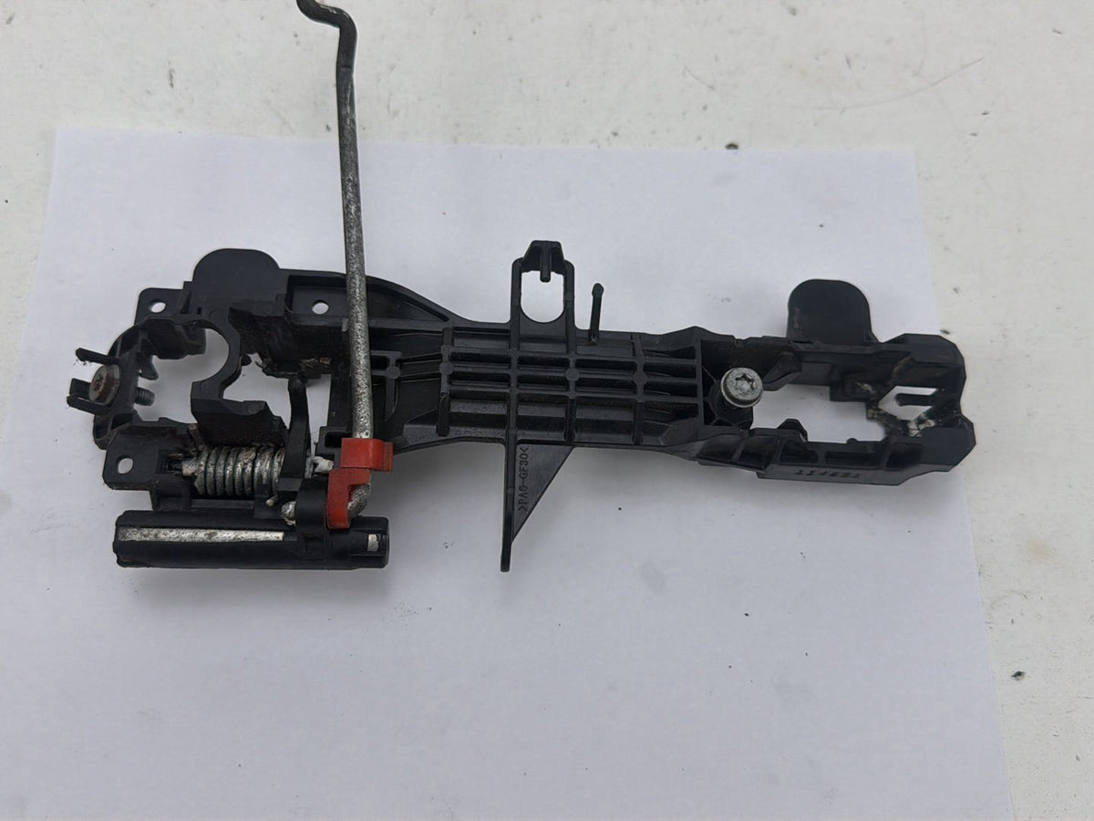 2012-2017 Toyota Camry Front Right Side Exterior Door Handle Bracket Carrier OEM