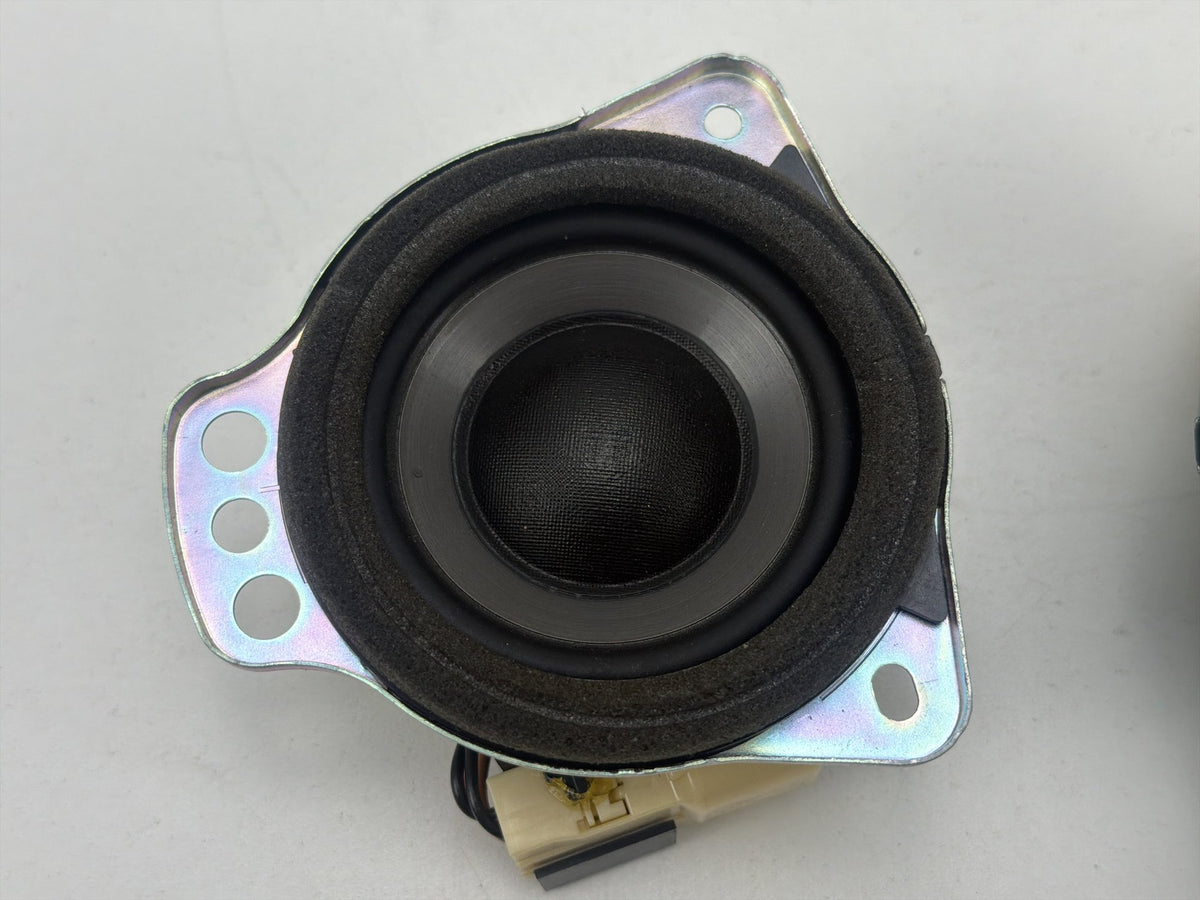 2009-2011 Lexus IS250 Front Left & Right Door Speaker Pair 86160-53330 OEM