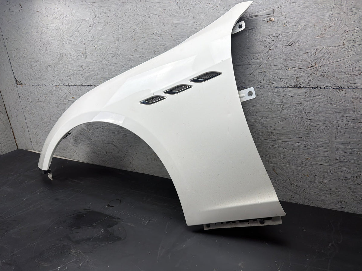 2014-2017 Maserati Ghibli Front Left Driver Side Fender Panel 670008304 OEM