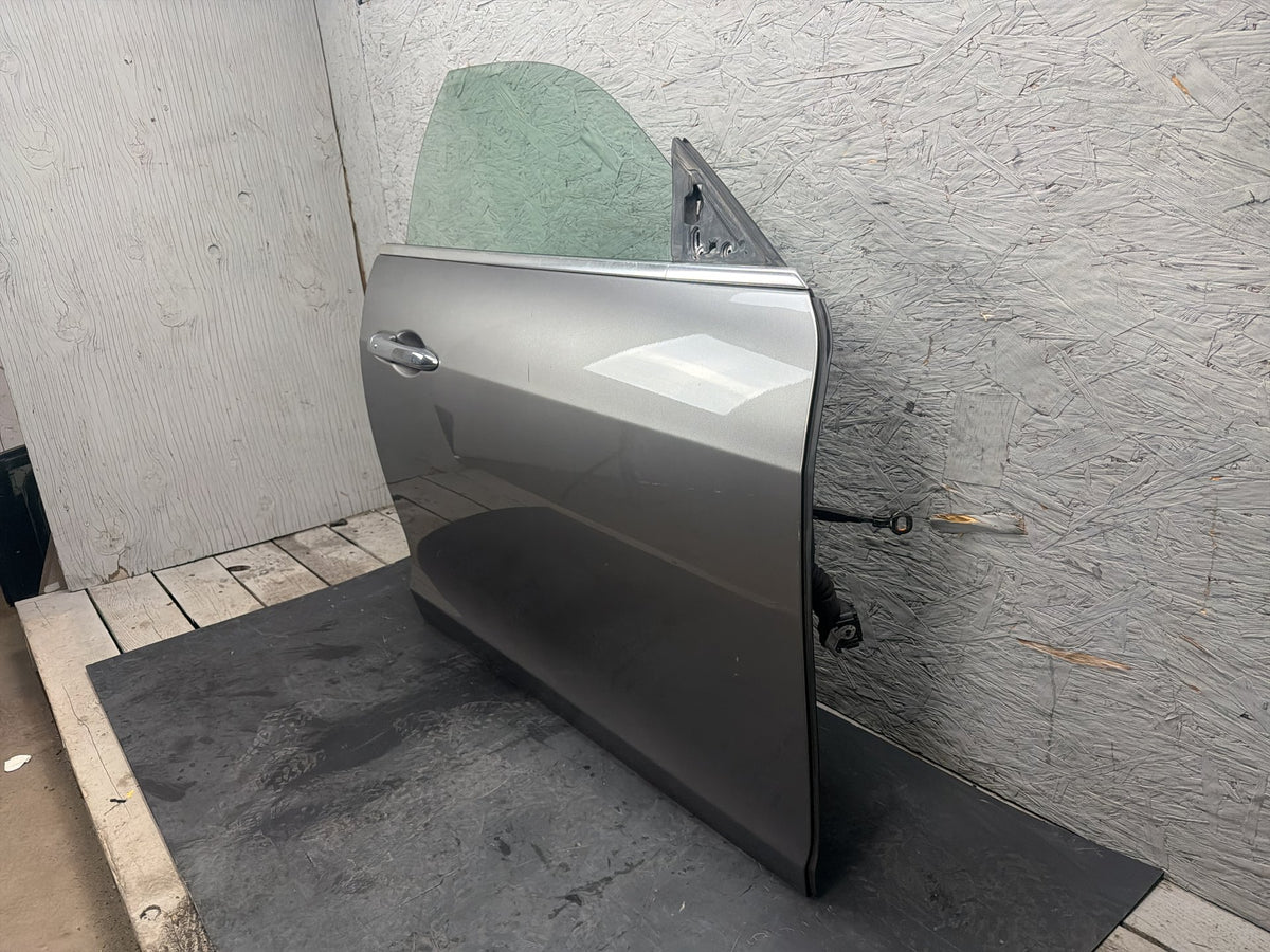 2014-2021 Maserati Quattroporte M156 Front Right Door Shell Panel w/ Glass OEM