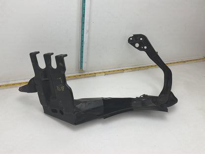 2007-2013 Mercedes-Benz S-Class 550 W221 Left Headlamp Bracket OEM
