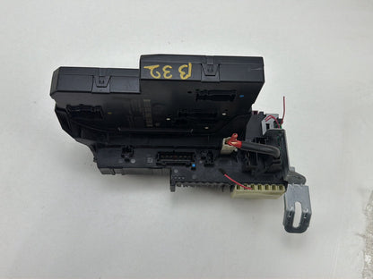 2010-2011 Mercedes-Benz E-Class Rear Sam Module Fuse Relay Box OEM