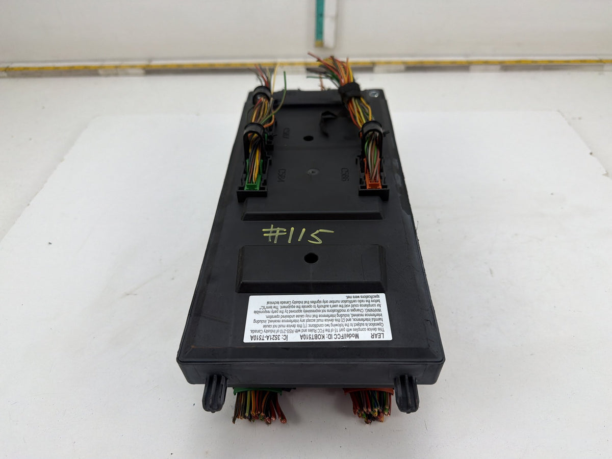 2010-2012 Land Rover Range Rover L322 Junction Fuse Box Body Control Module OEM