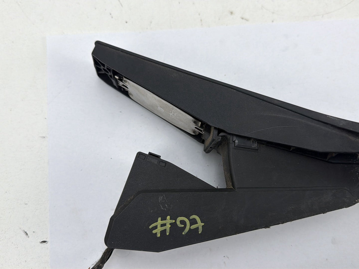 2010-2015 BMW 740i Gas Throttle Pedal Accelerator Module 3542 6860784 01 OEM