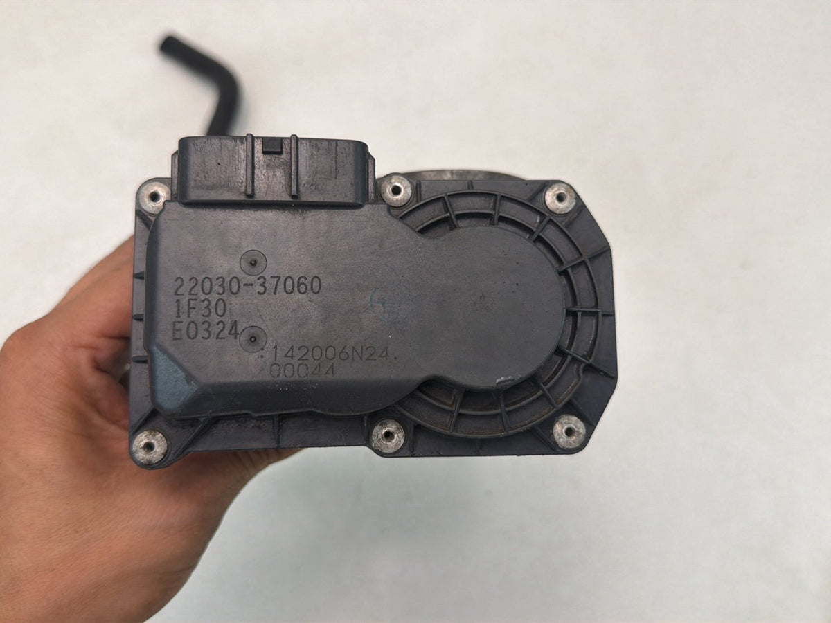 2010-2015 Toyota Prius W30-Engine Throttle Body Control Unit 22030-37060 OEM