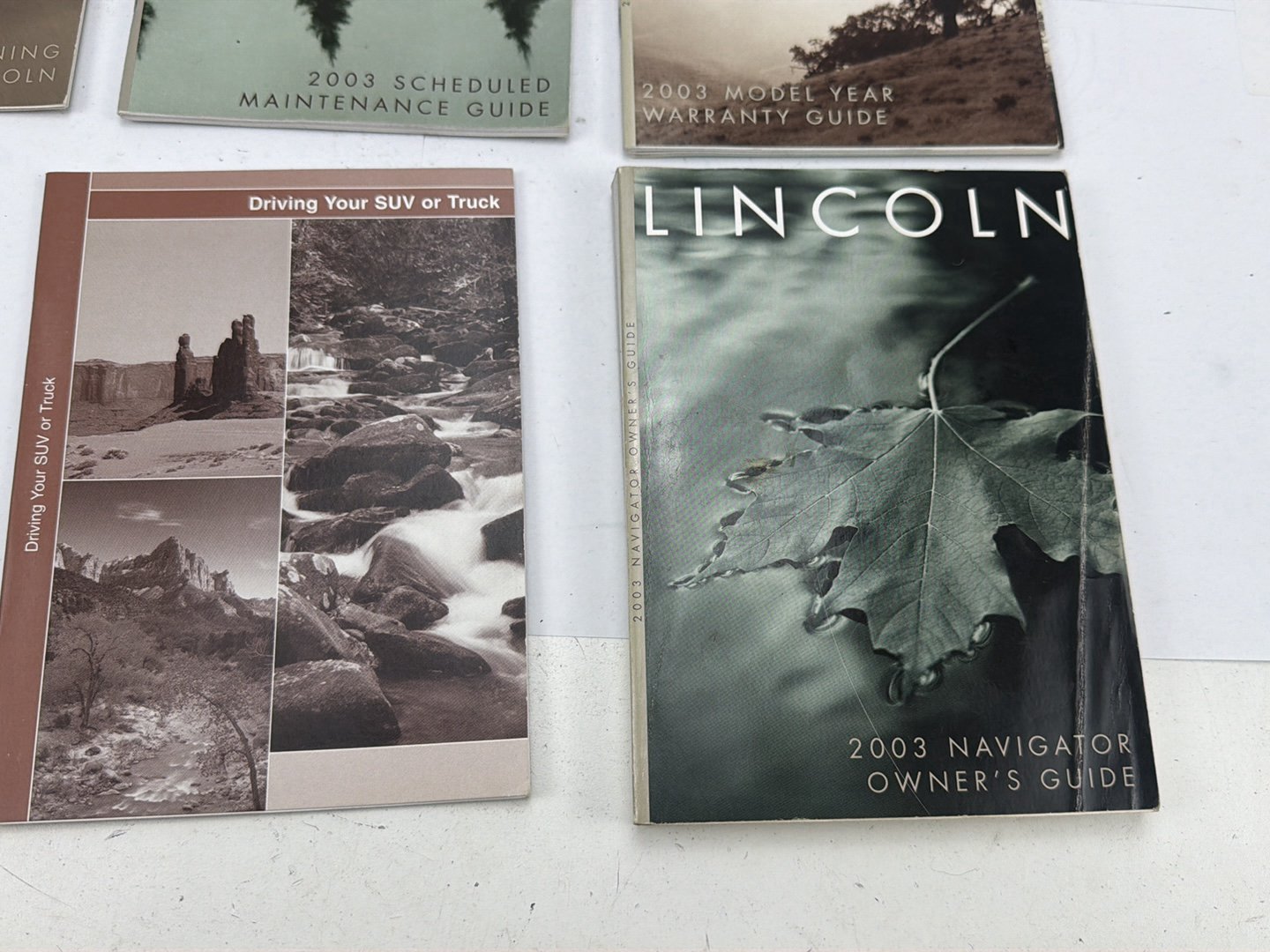 2003 Lincoln Navigator Owners Manual User Guide Portfolio Case Set OEM
