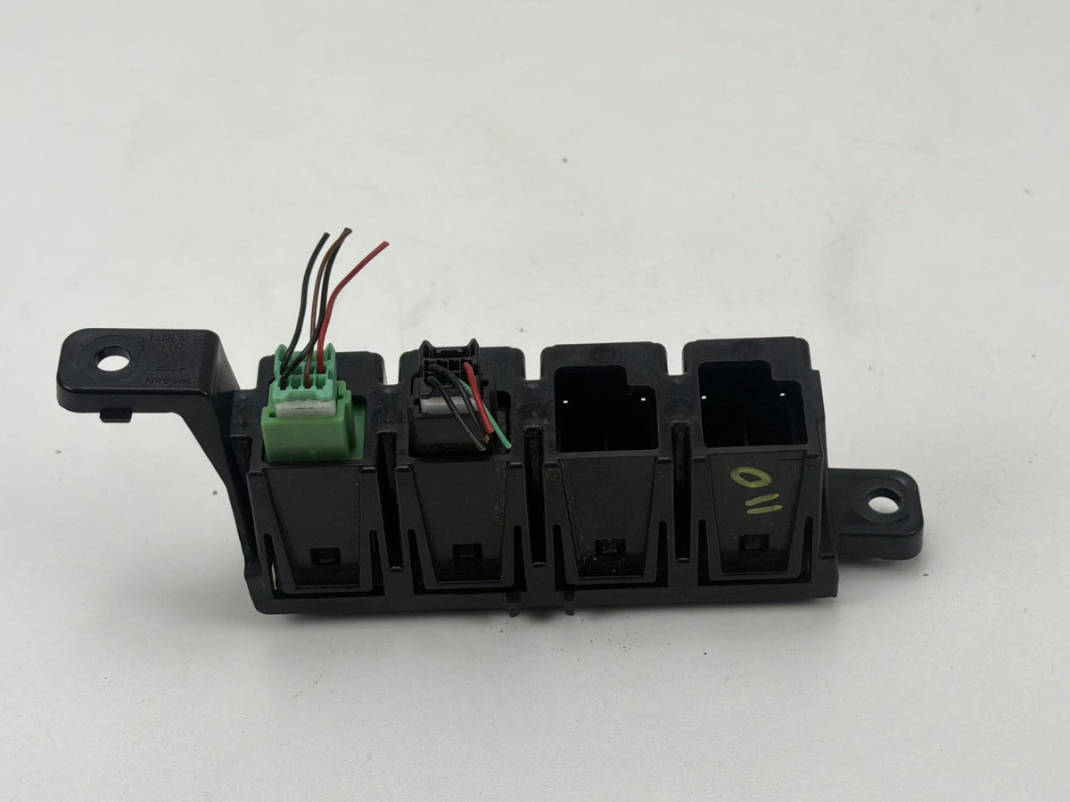 2013-2016 Nissan Altima-Traction Control Trunk Lid Button Switch 681RU3TA0A OEM