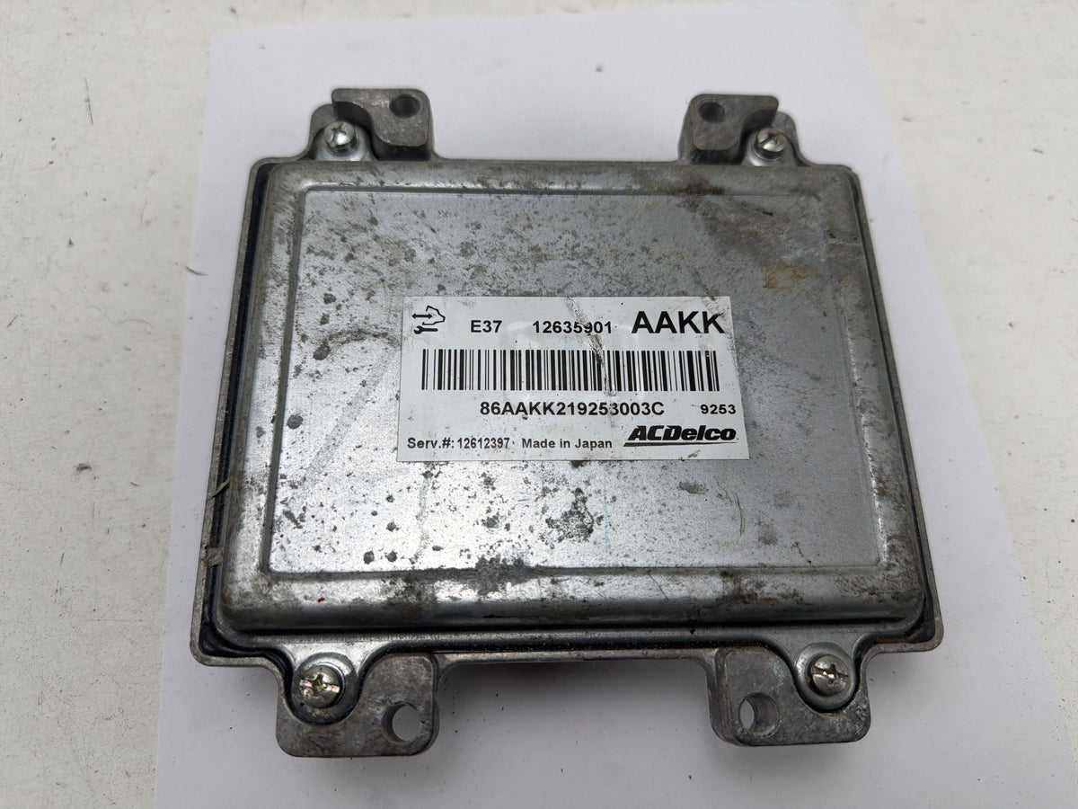 2010-2011 Chevrolet Impala Engine Computer Control Module 12635901 OEM
