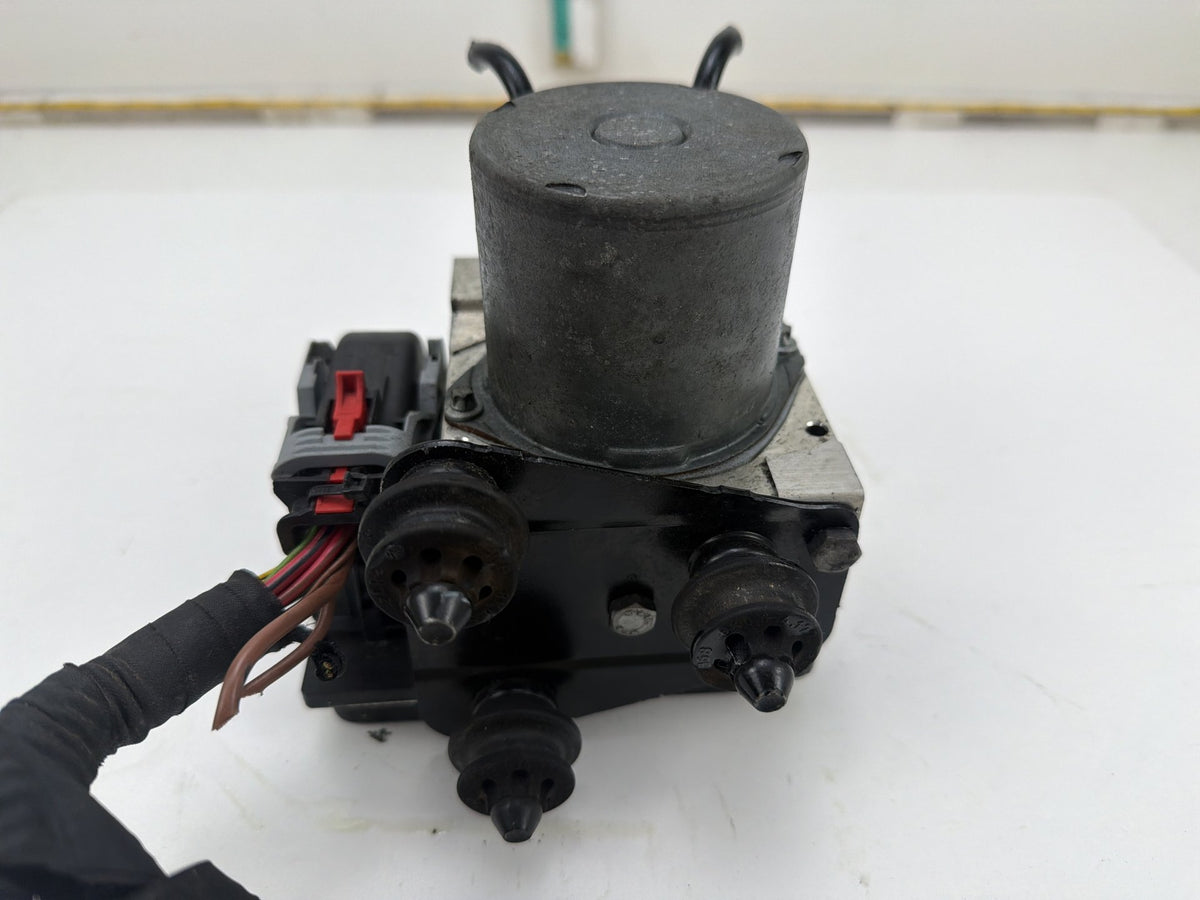 2015-2017 Audi Q5 ABS Anti-Lock Brake Pump Control Module 8R0614517DB OEM