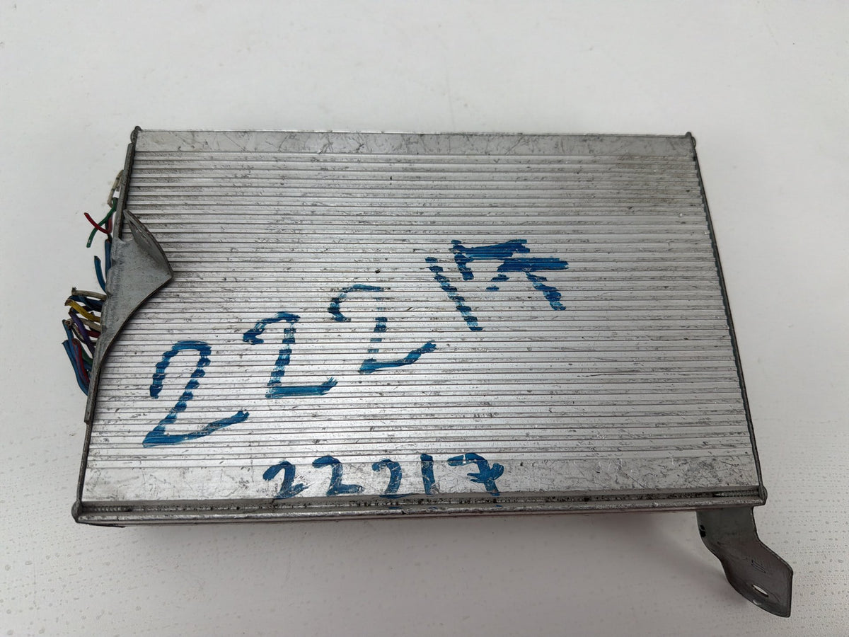 2004-2005 Toyota Sienna Radio Audio Sound System Amplifier Amp JBL OEM