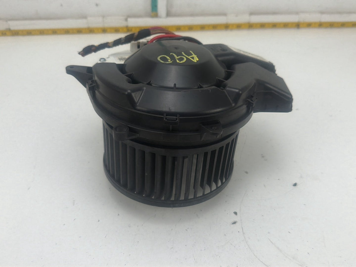 2012-2015 Mercedes-Benz ML550 Front HVAC Heater Blower Motor Fan T1015113G OEM