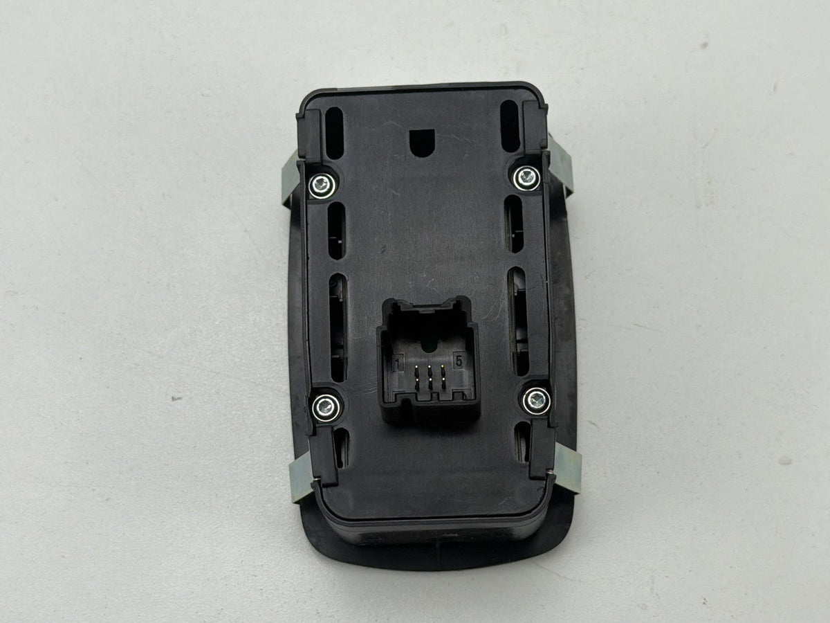 2014-2021 Maserati Quattroporte Rear Right Side Door Window Switch 670025405 OEM