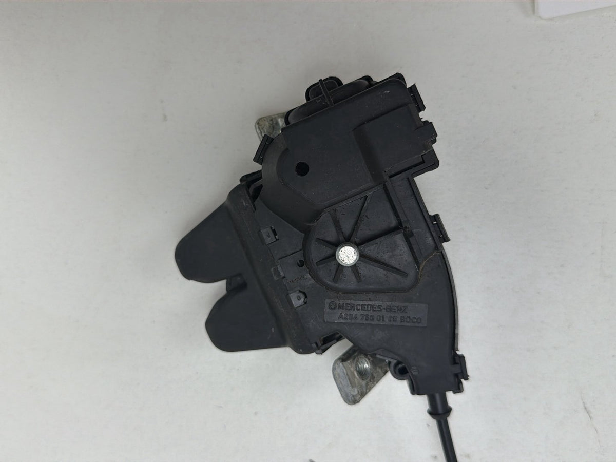 2010-2014 Mercedes-Benz E-Class-Rear Release Lock Latch Handle A2047500195 OEM