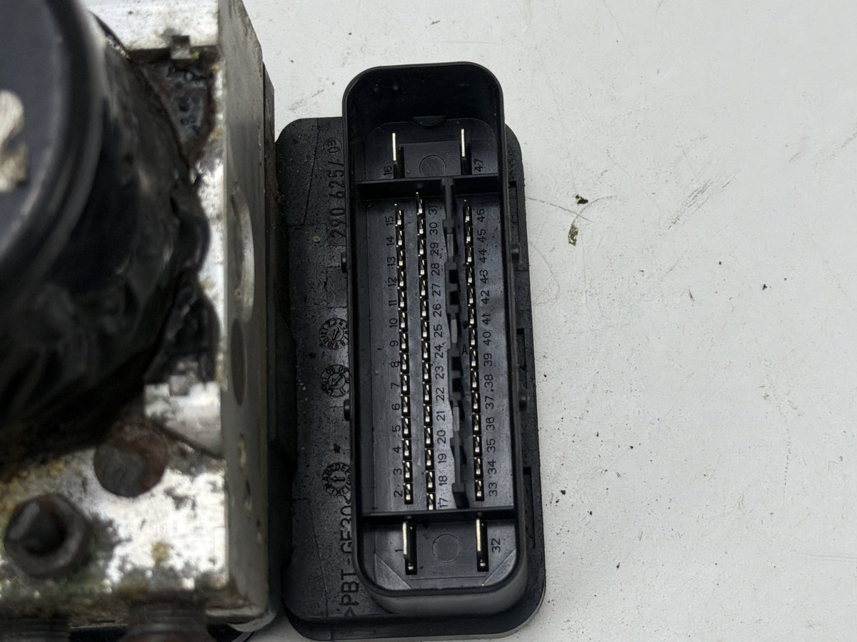 2012-2014 Ford Focus ABS Anti-Lock Brake Pump Control Module BV61-2C405-AJ OEM
