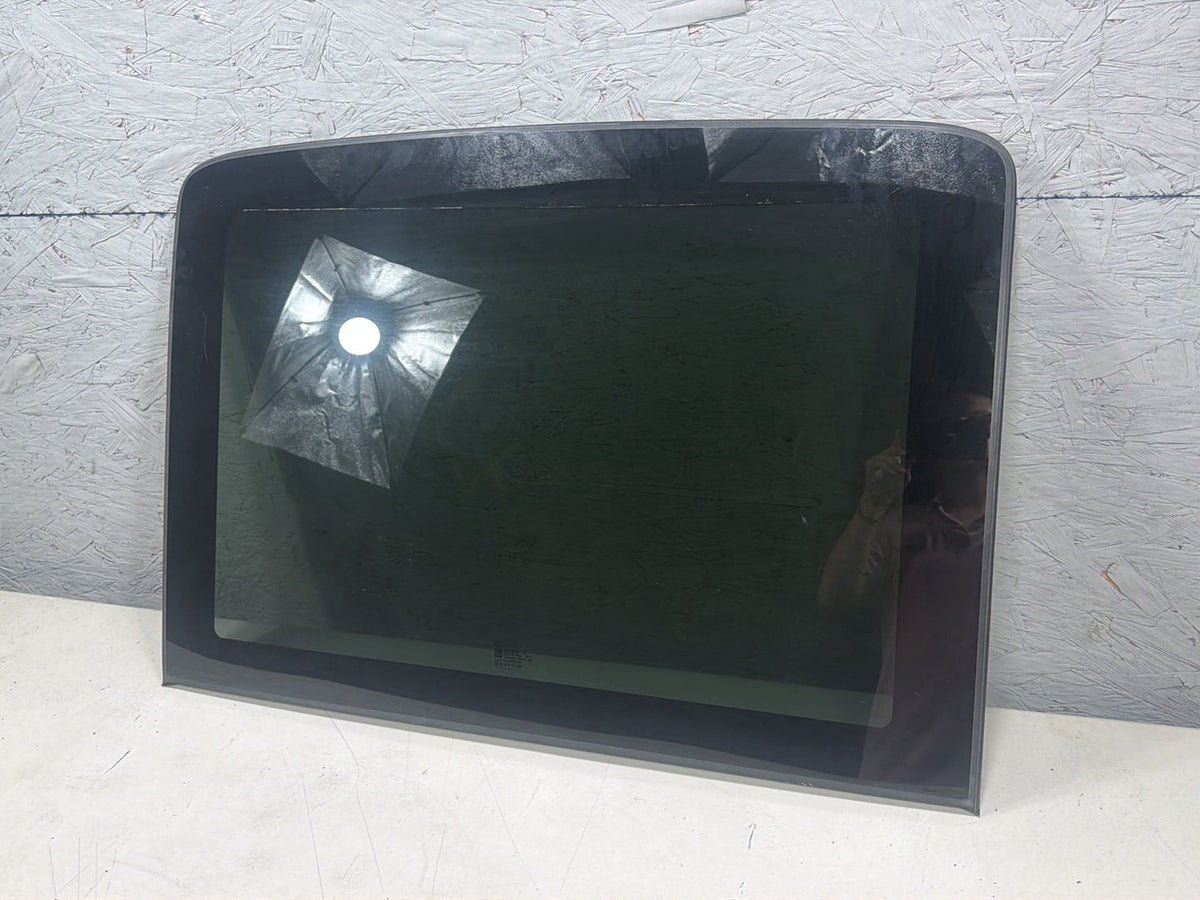 2010-2016 Cadillac SRX Front Panoramic Sun Roof Sunroof Window Glass OEM