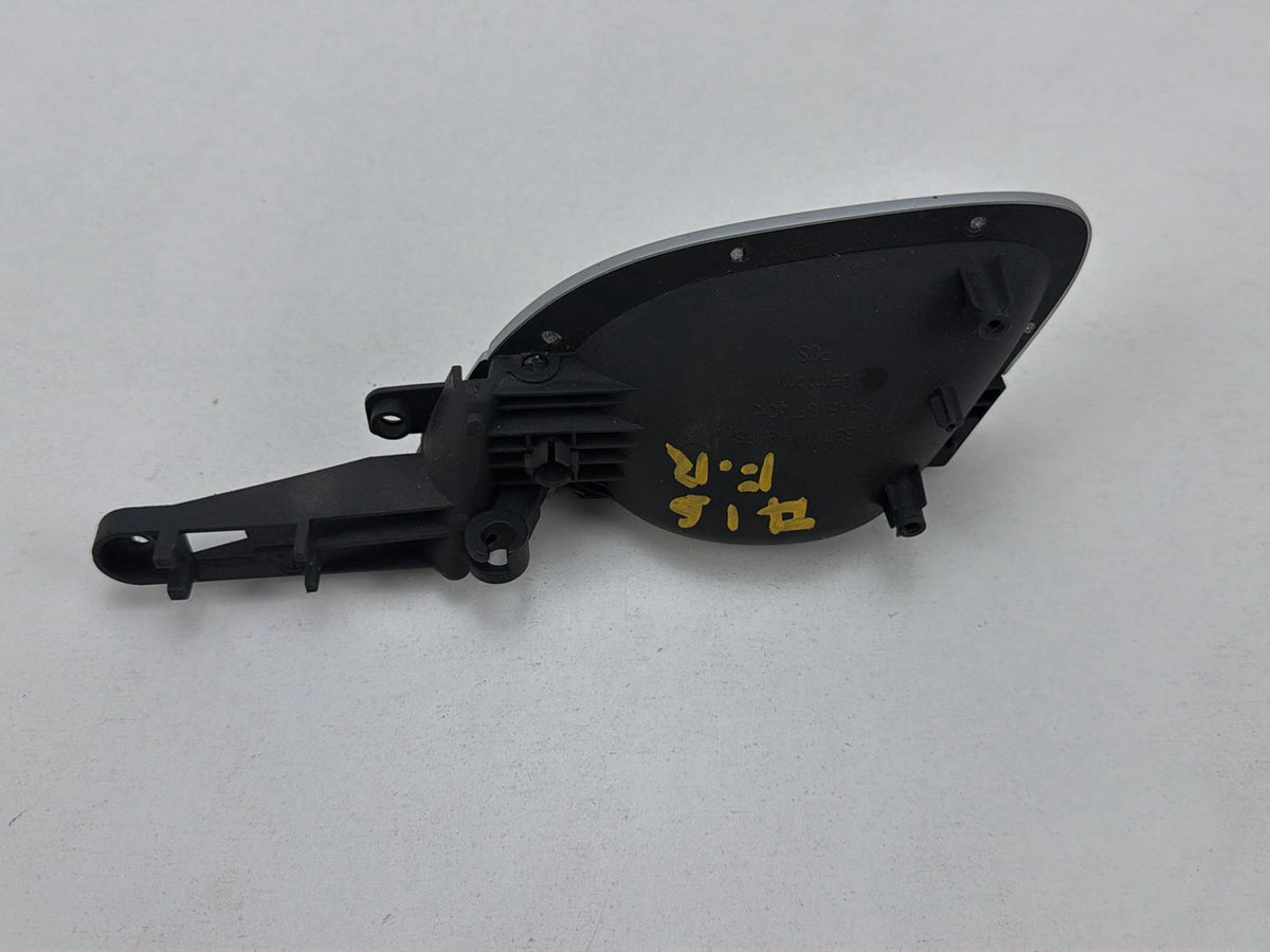 2003-2006 Porsche Cayenne Right Front Door Interior Handle 7L5837114A OEM