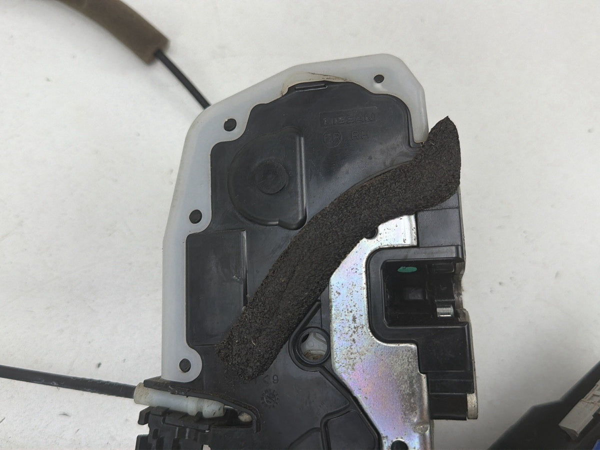 2009-2011 Infiniti G37 Right Front Exterior Door Handle/Lock Latch Actuator OEM