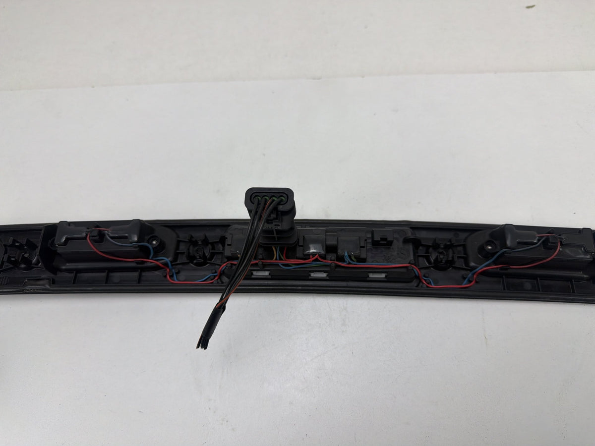 2011-2018 Volvo S60 - Trunk Lid Handle License Light 31385459 OEM
