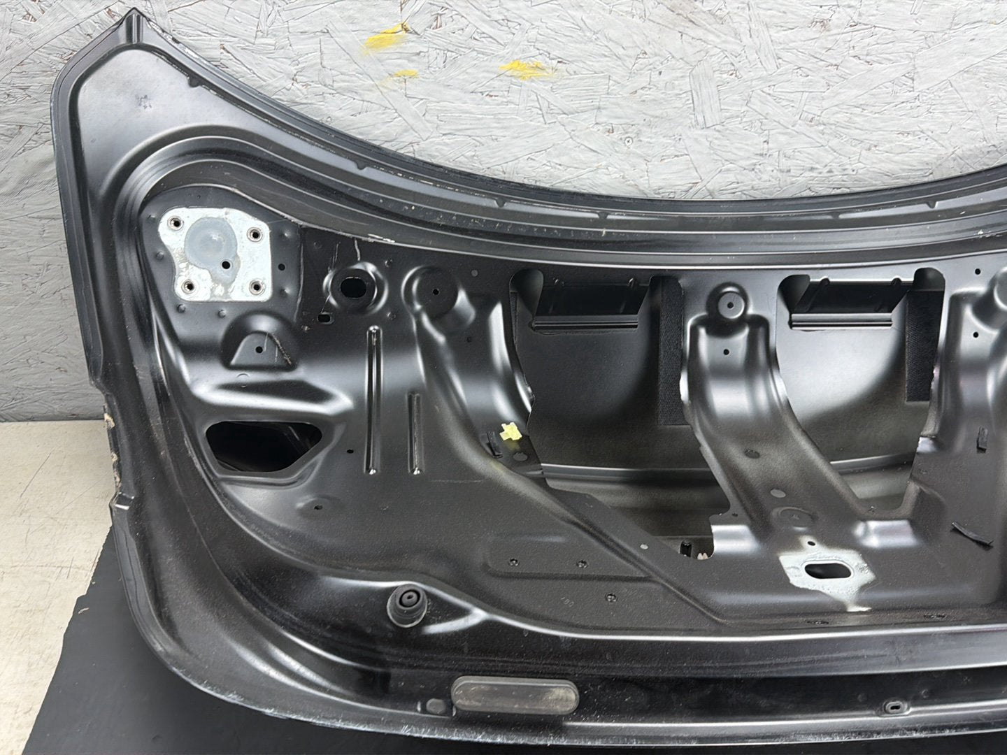 2014-2017 Maserati Ghibli M157 Rear Trunk Lid Shell Cover Panel OEM