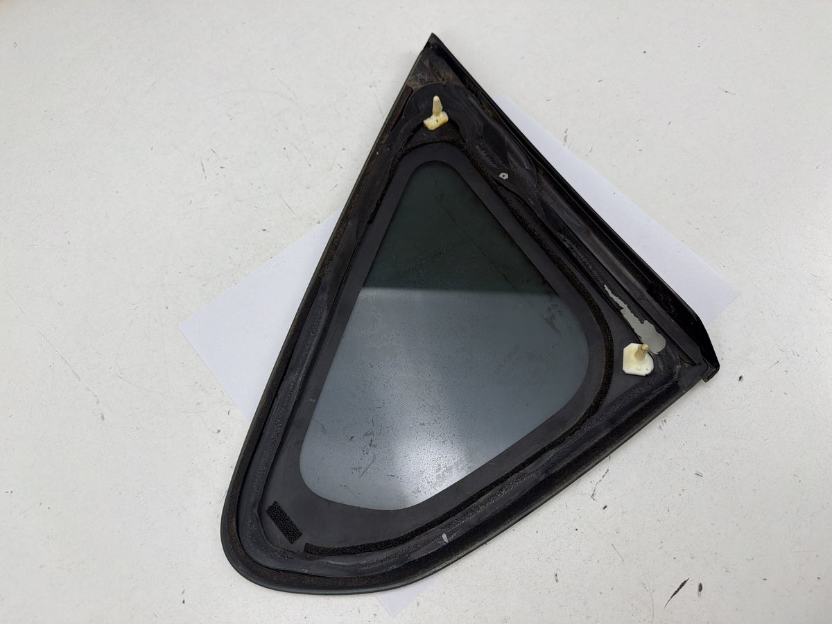 2013-2015 Subaru XV Crosstrek Rear Left Quarter Privacy Glass 43R-007953 OEM