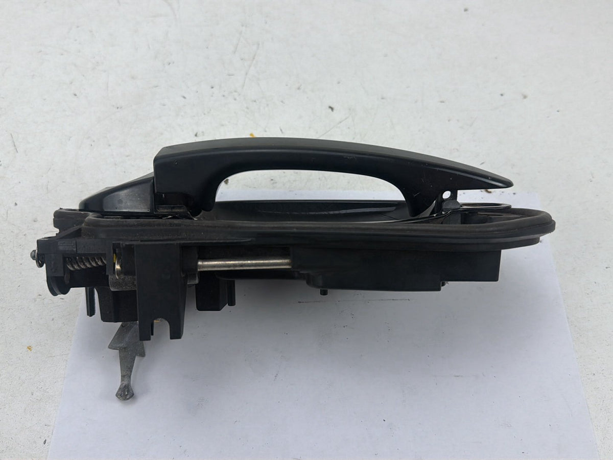 2008-2010 BMW 528i E60 Front Left Driver Side Exterior Door Handle 7191615 OEM