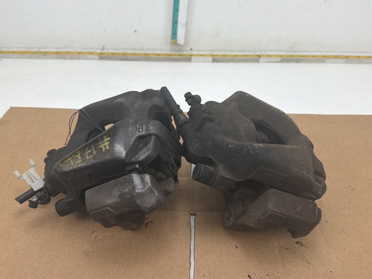 2012-2015 BMW X1 E84 Brake Calipers Front Right Side/Left Driver Side OEM