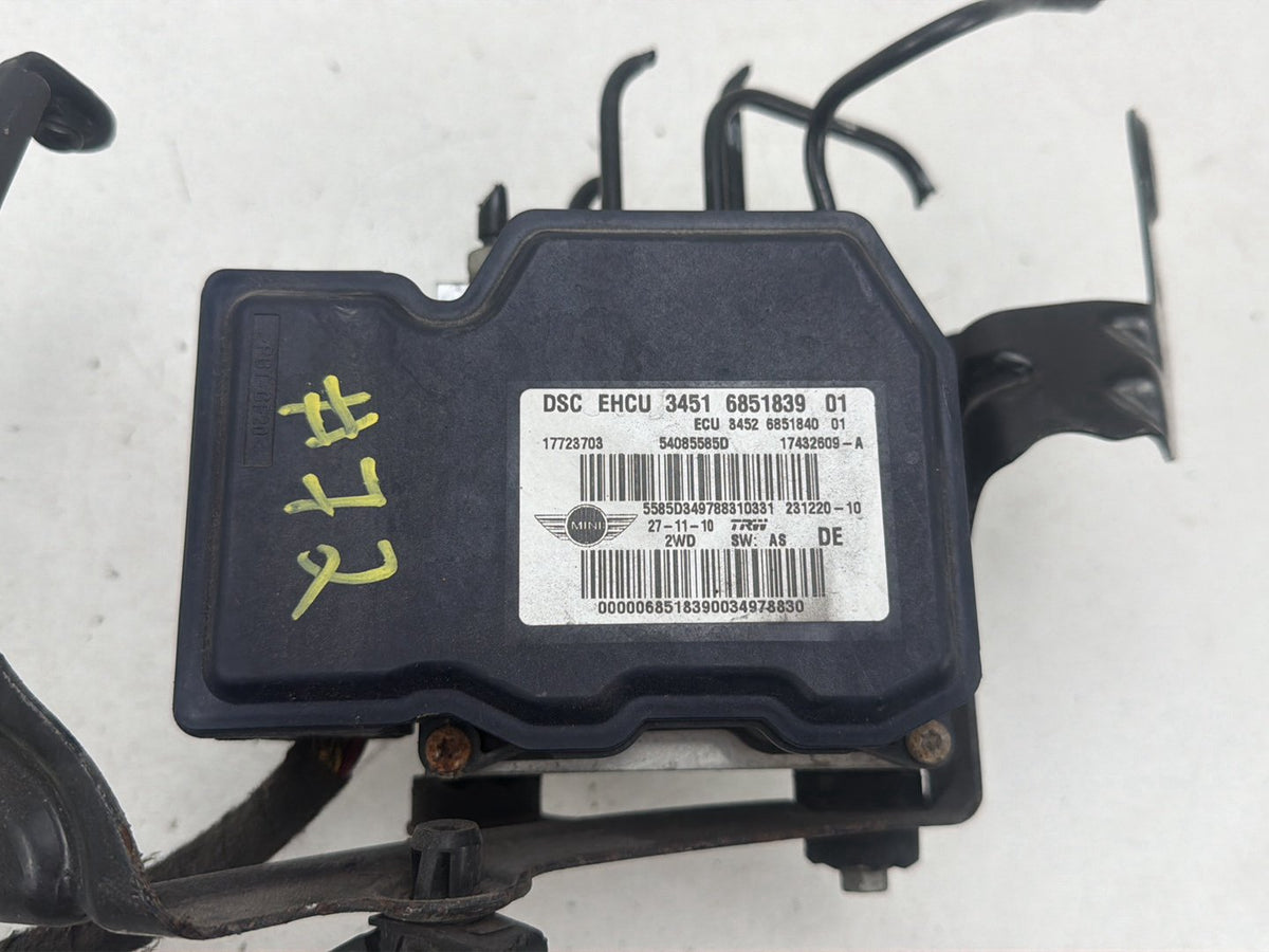 2011 - 2013 Mini Cooper S R56 1.6L - ABS Pump Brake Control Module 54085585D OEM