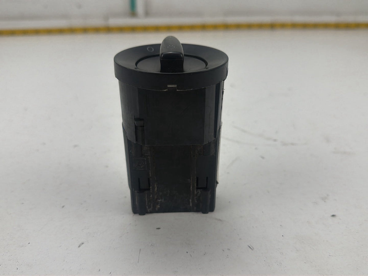 1998-2010 Volkswagen Beetle Headlight Control Switch 1C0941531B OEM