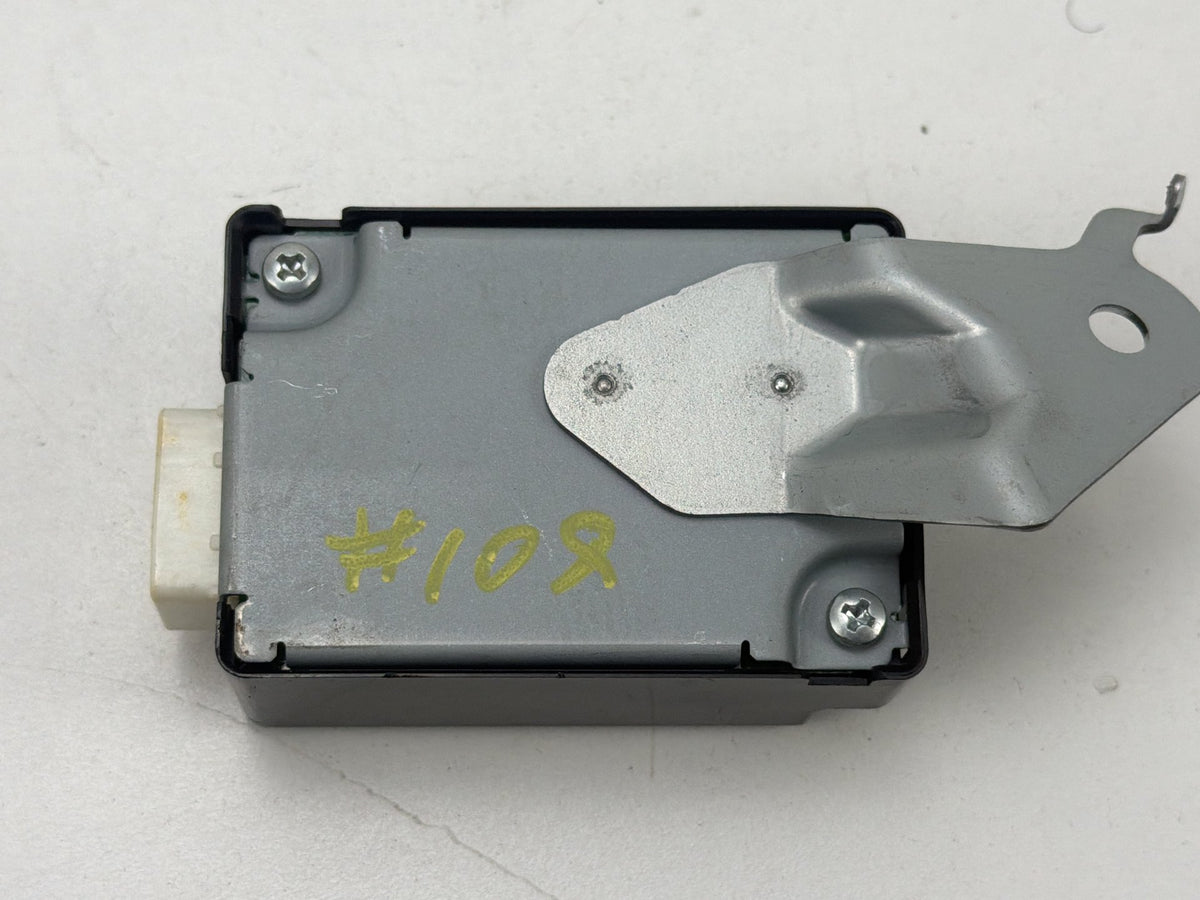2010-2012 Lexus IS250 E20 - Door Control Module 89740-53091 OEM
