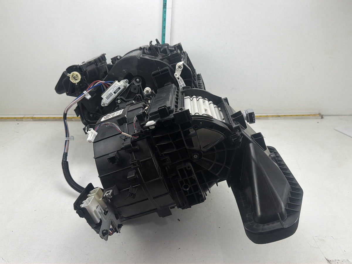 2015-2019 Toyota Sienna HVAC A/C Heater Blower Fan Housing Box 87010-08160 OEM