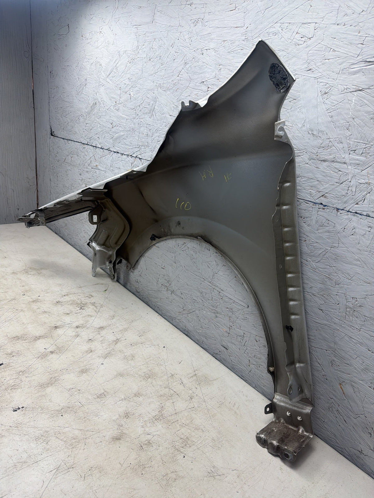 2016-2018 Nissan Altima Right Front Passenger Side Fender Cover OEM