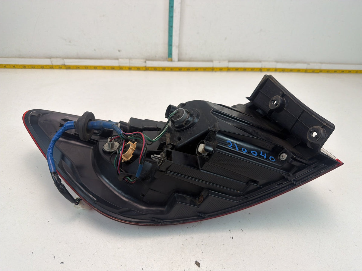 2013-2015 Mazda CX-9 Rear Right Passenger Side Outer Tail Light TK21 51 150 OEM