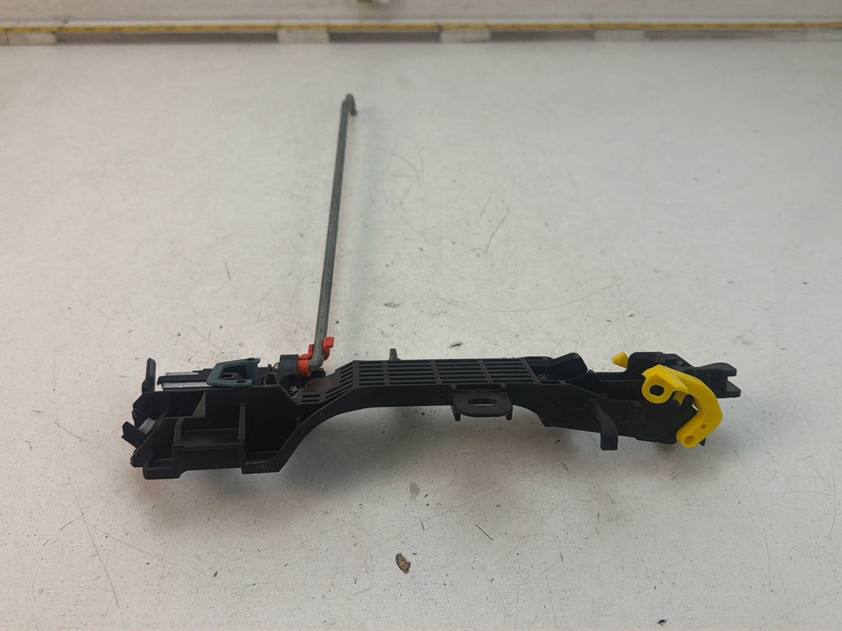 2015-2017 Toyota Sienna L30 - Rear Right Exterior Door Handle OEM