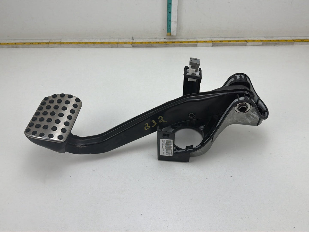 2010-2014 Mercedes-Benz E-Class-Brake Pedal PP204290059 OEM