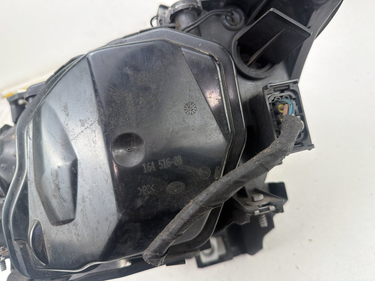 2008-2010 BMW E60 E61 528i 535i 550i Right Xenon HID Headlight 7044676 OEM